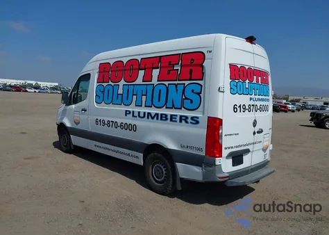 2021 Mercedes-Benz Sprinter 2500 Standard Roof I4 Diesel z USA, uszkodzony, nr VIN W1Y4DBHY4MT063937